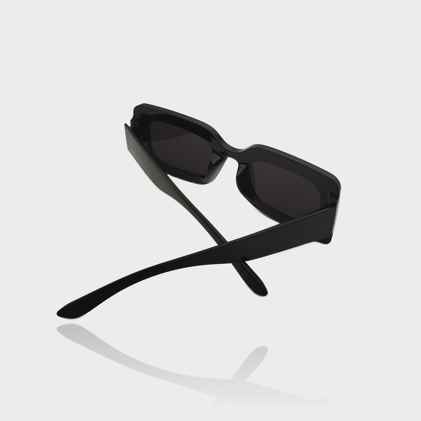 ADAMO - Black